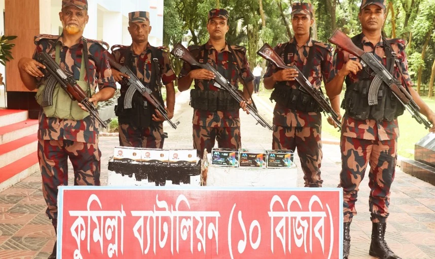 কুমিল্লা সীমান্তে চোরাইভাবে আনা ৮৬ লক্ষ টাকার ভারতীয় মোবাইল ডিসপ্লে জব্দ